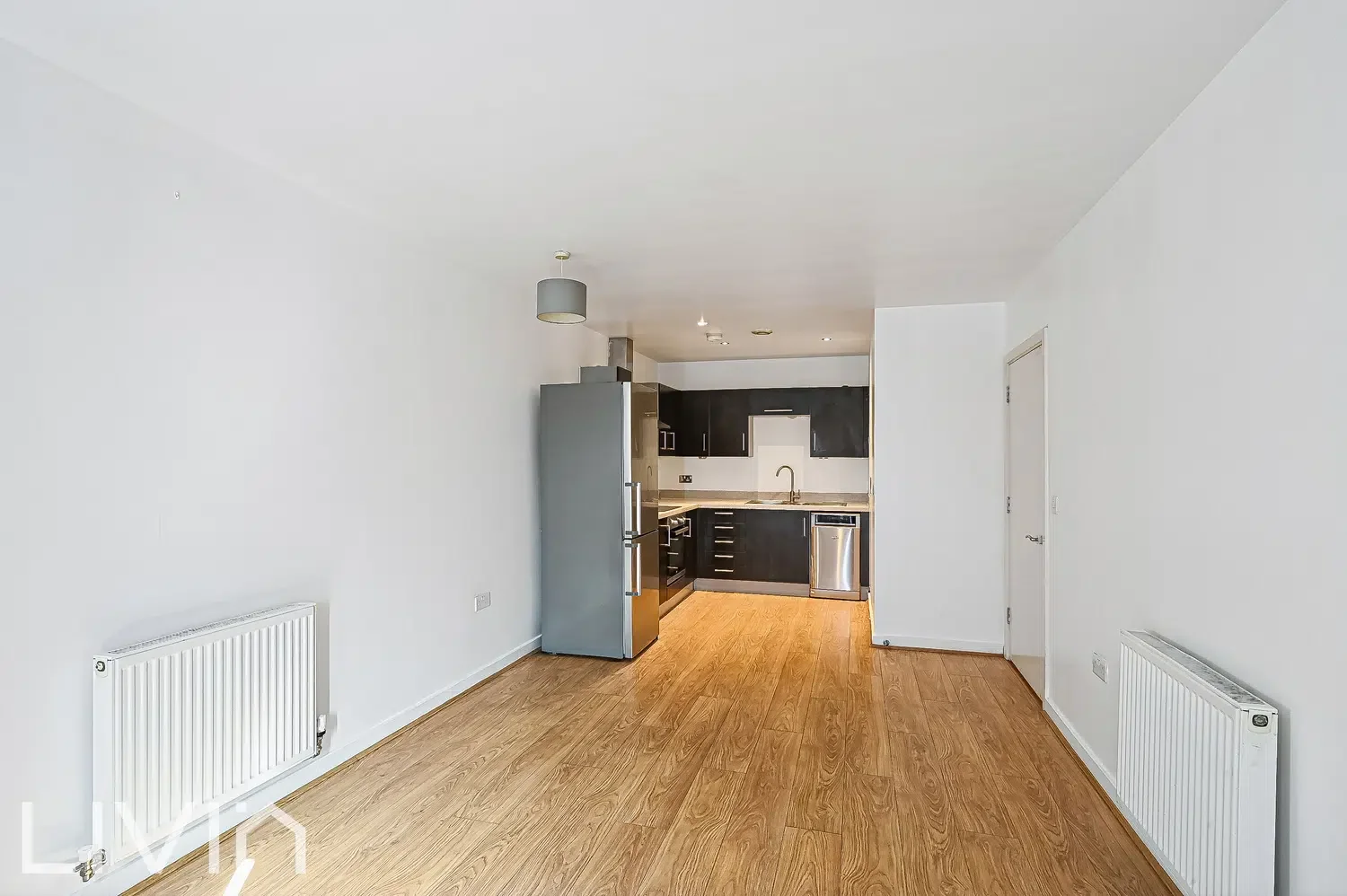 Flat Whitestone Way in Greater London