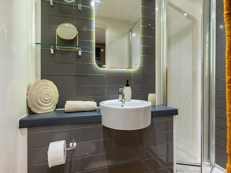 Room Henstead Street in Birmingham