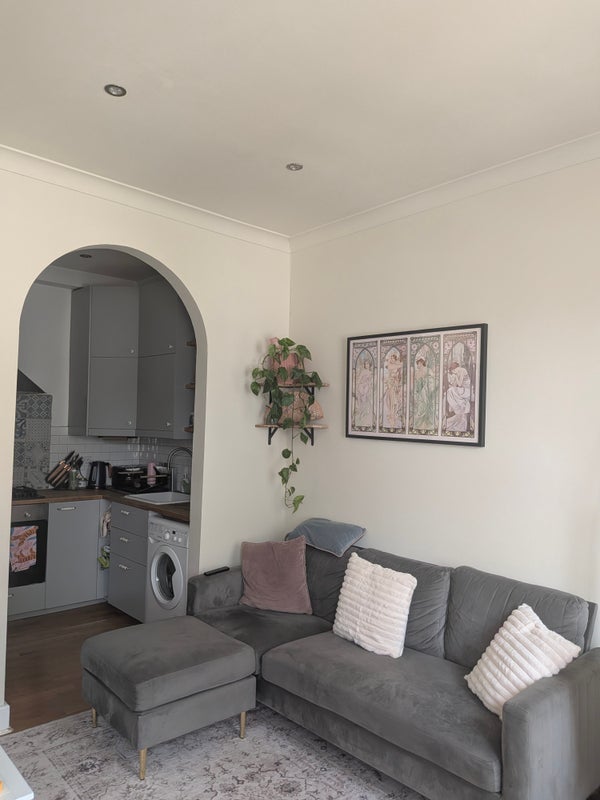 Room Brouncker Road in Greater London