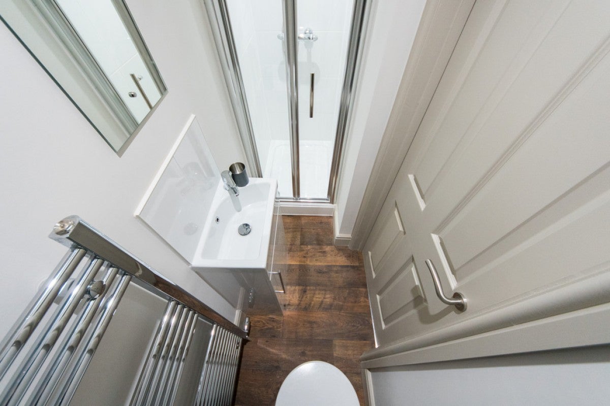 Room Caversham Road in Reading