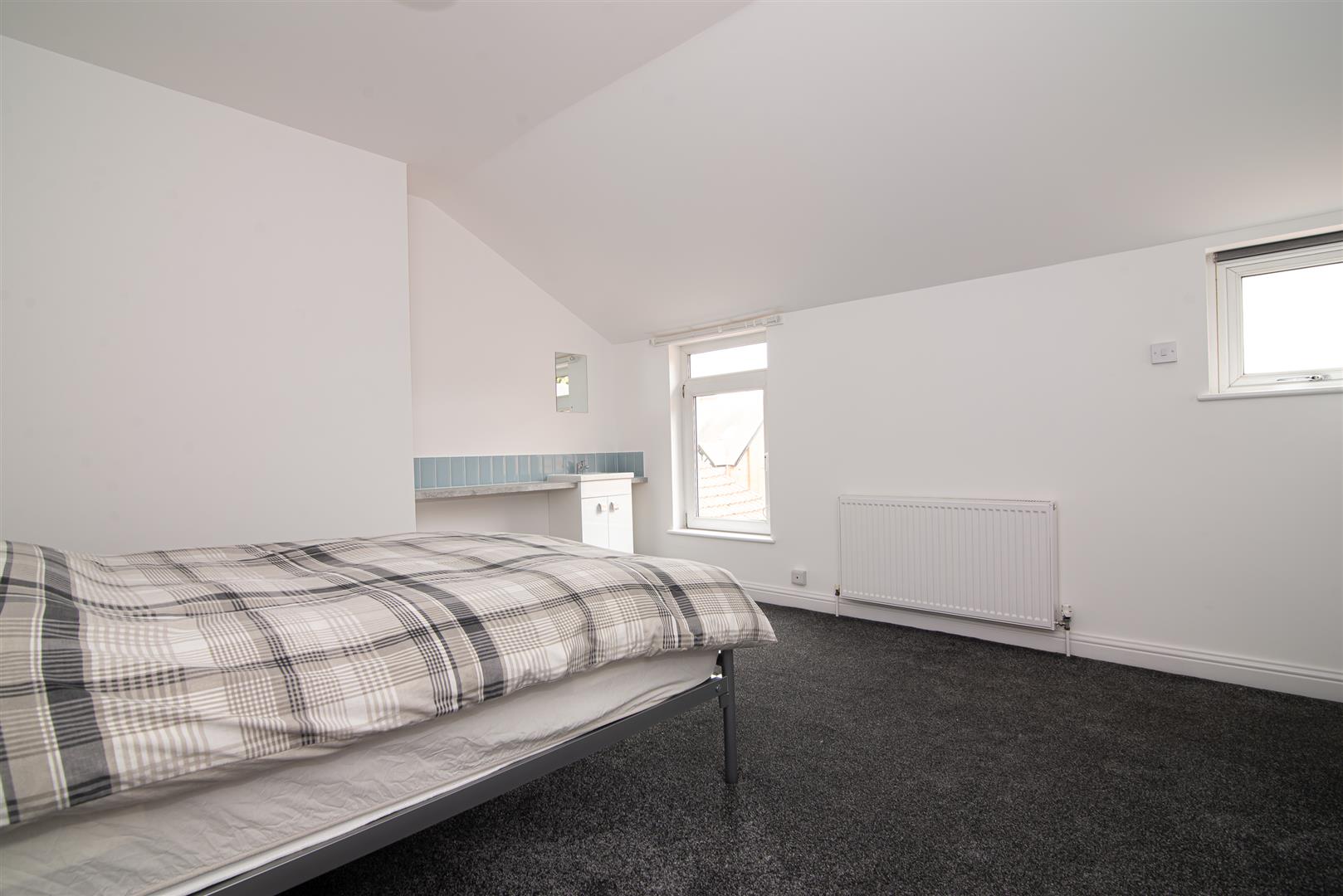 Room Meriden Street in Coventry
