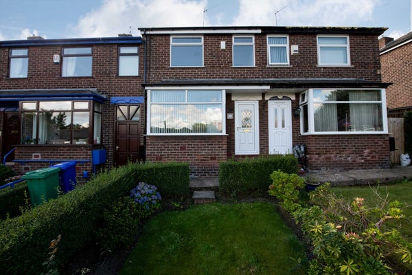 Flat Chudleigh Road in Manchester
