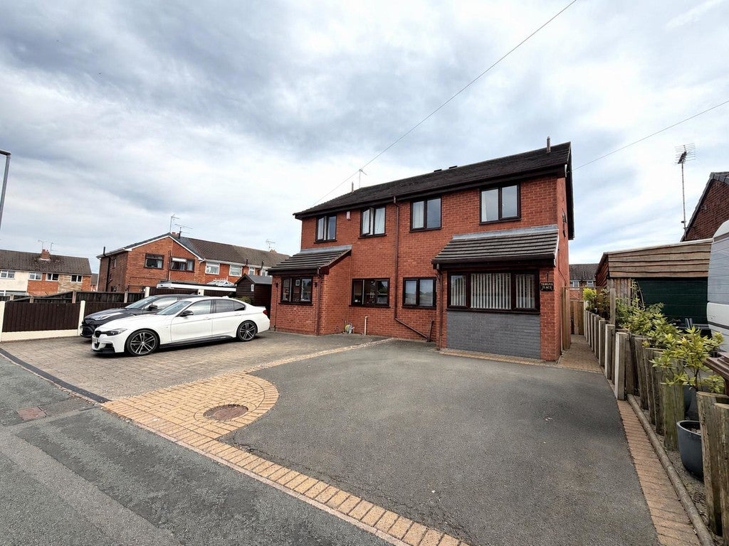 House Shipton Drive in East Staffordshire