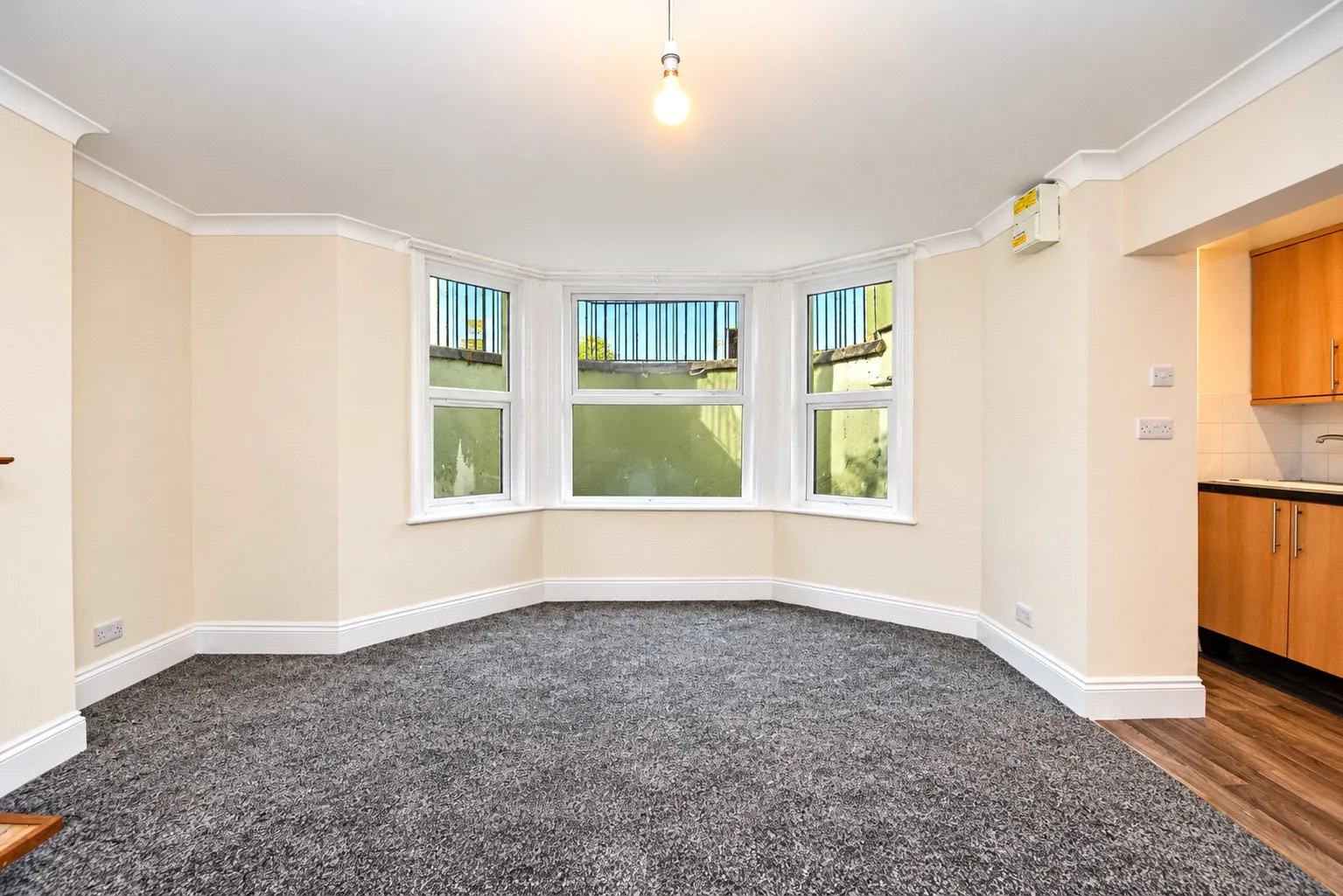 Flat Albion Road in Scarborough