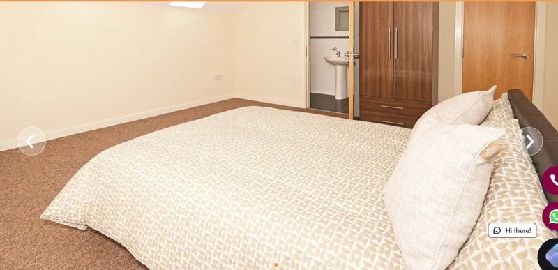Room Hassell Street in Newcastle-under-Lyme