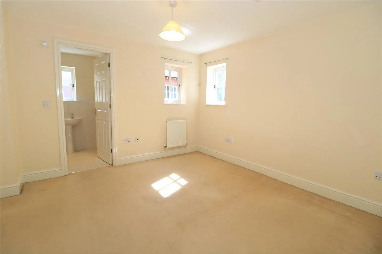 Flat Mulberry Court in Kenilworth