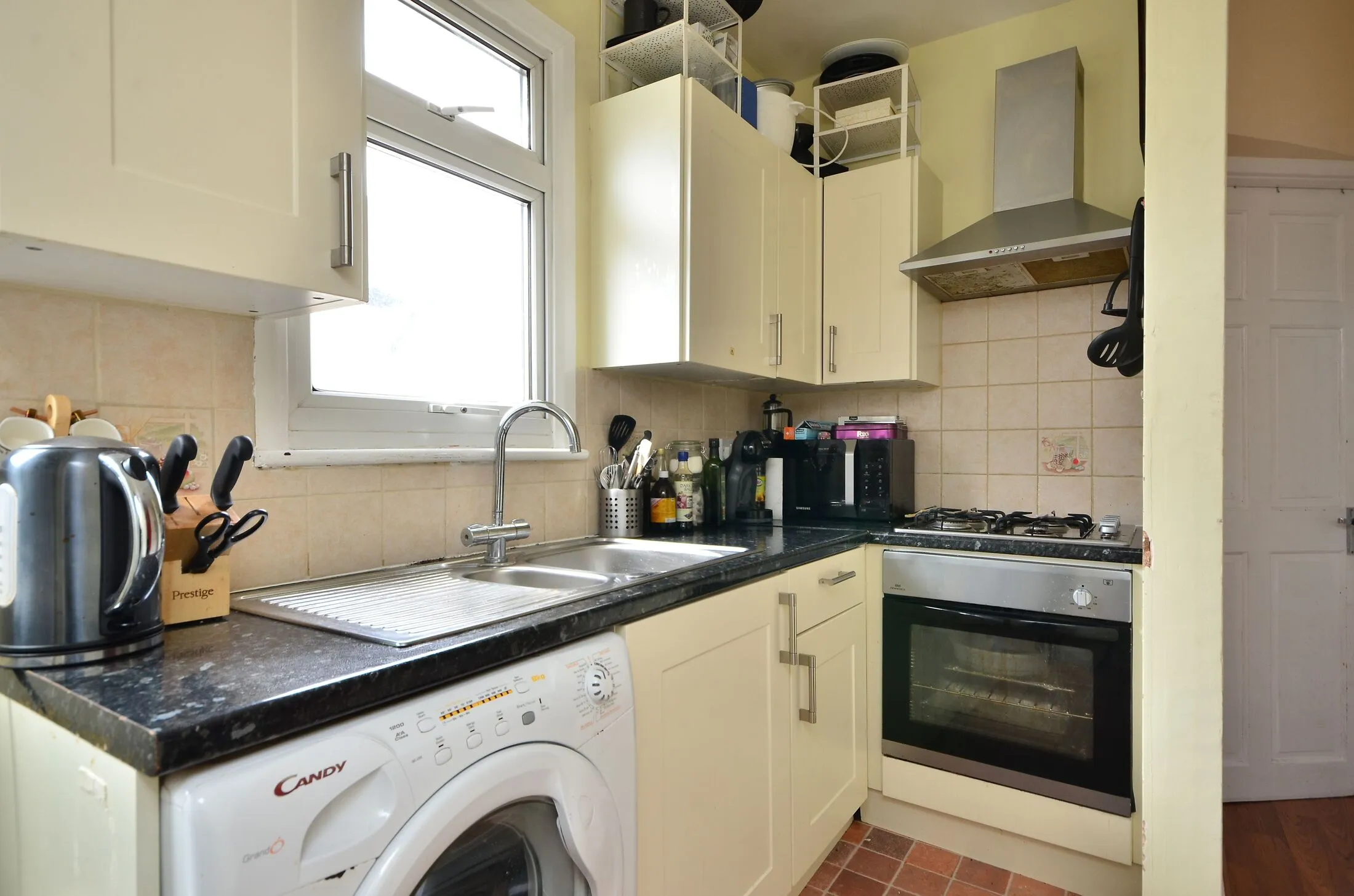Flat Love Lane in Greater London
