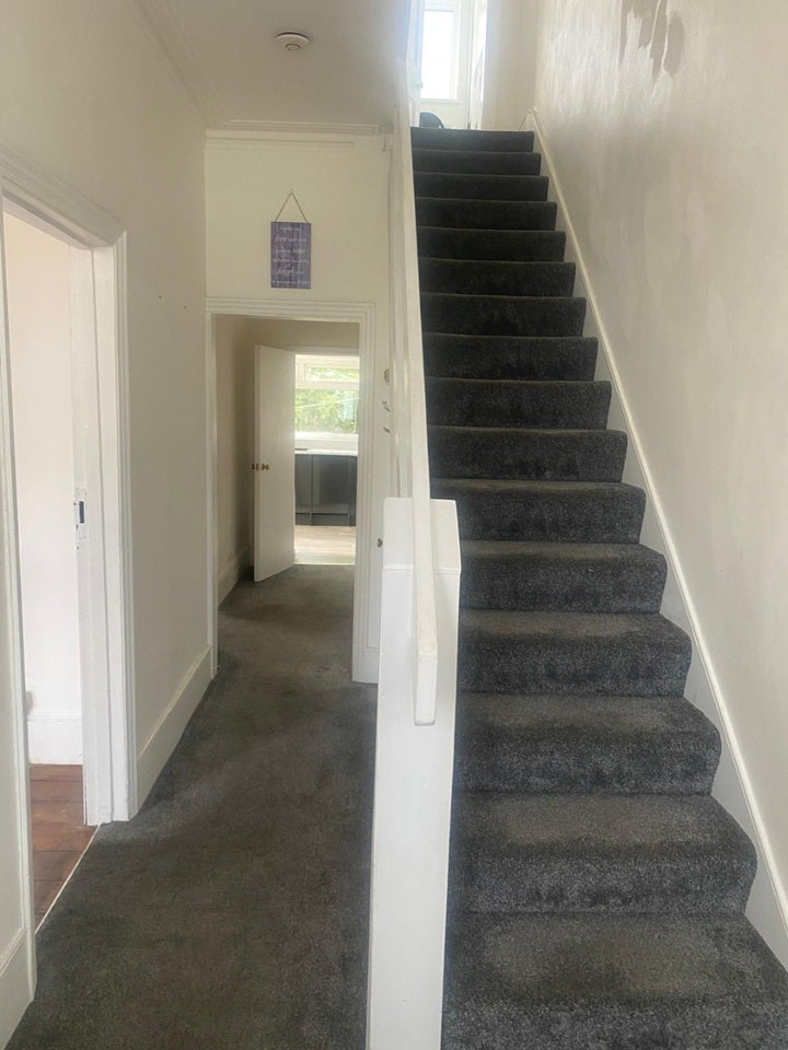 Room Hazelbank Road in Greater London