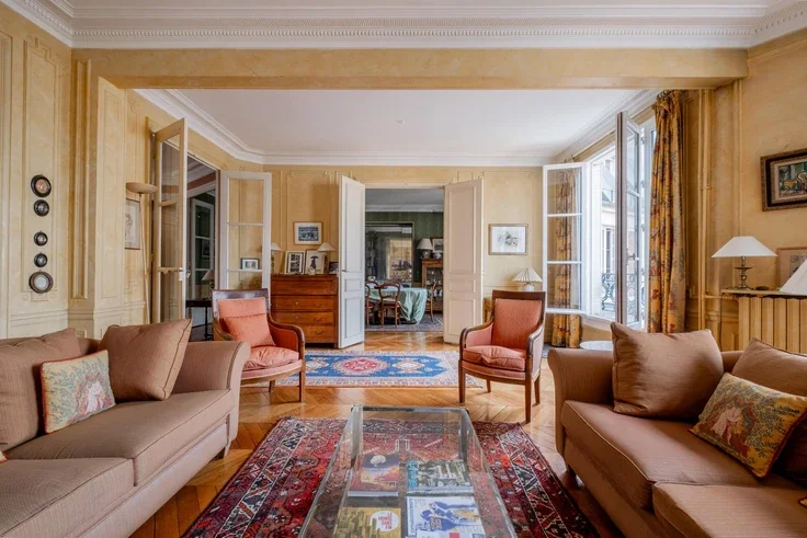 Appartement Avenue de la Bourdonnais à Paris