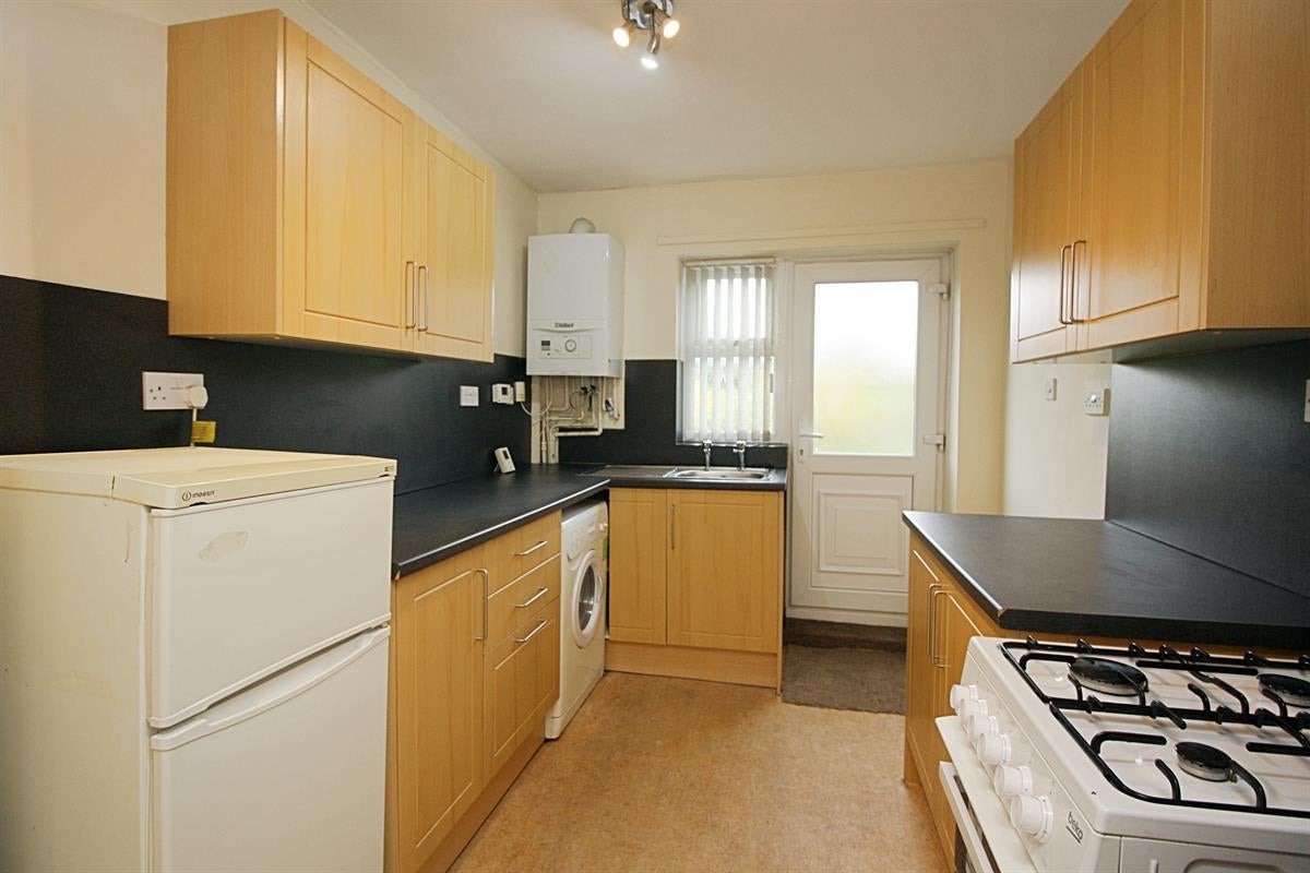 Flat St Lawrence Square in Newcastle upon Tyne