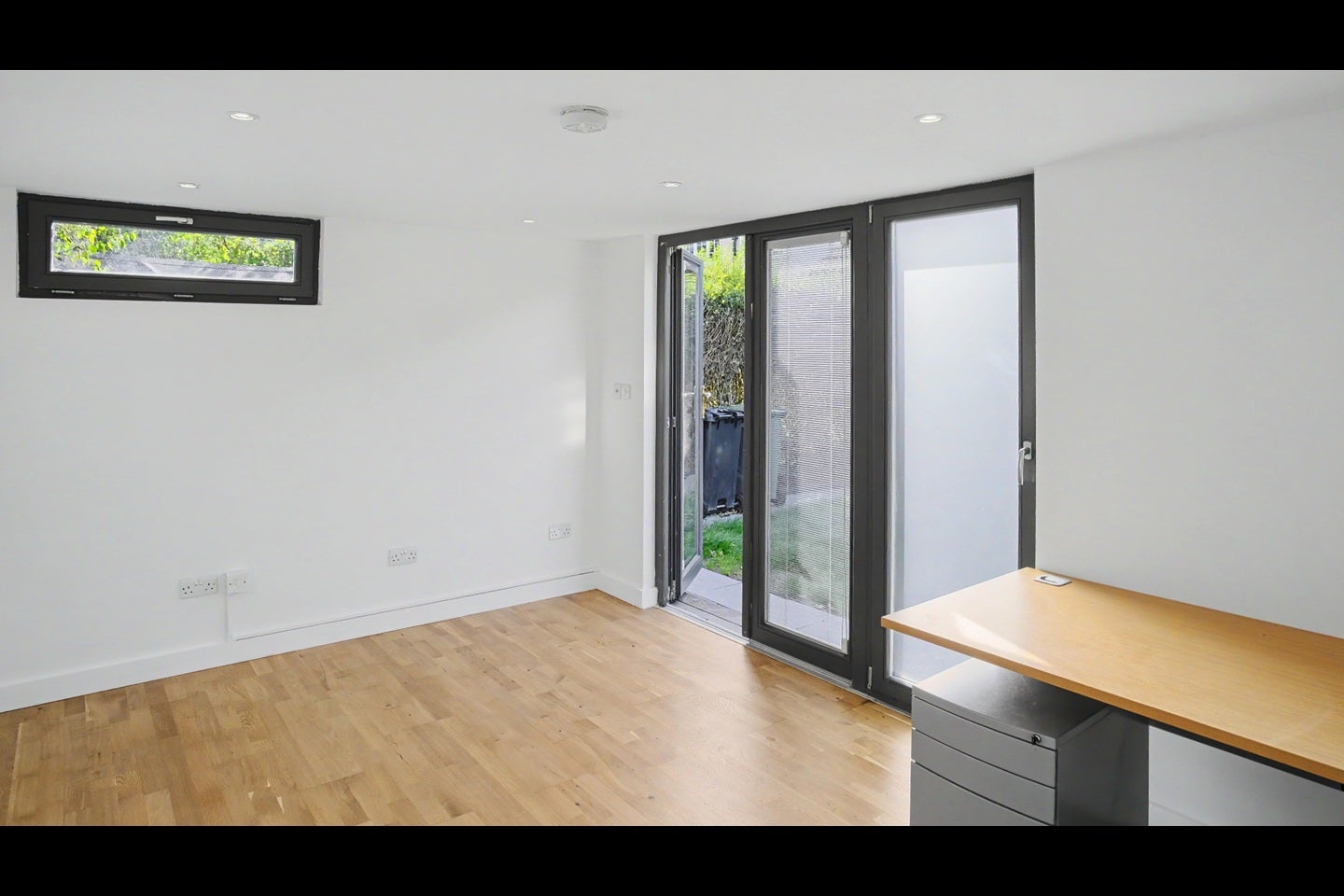 House Holyoake Walk in Greater London