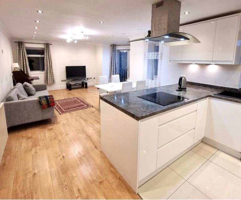 Flat Ridgemont Close in Oxford