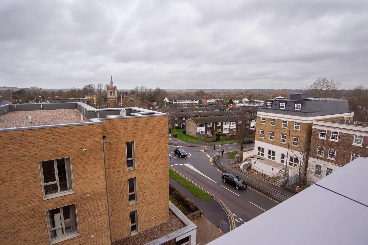 Flat Kidwells Close in Maidenhead