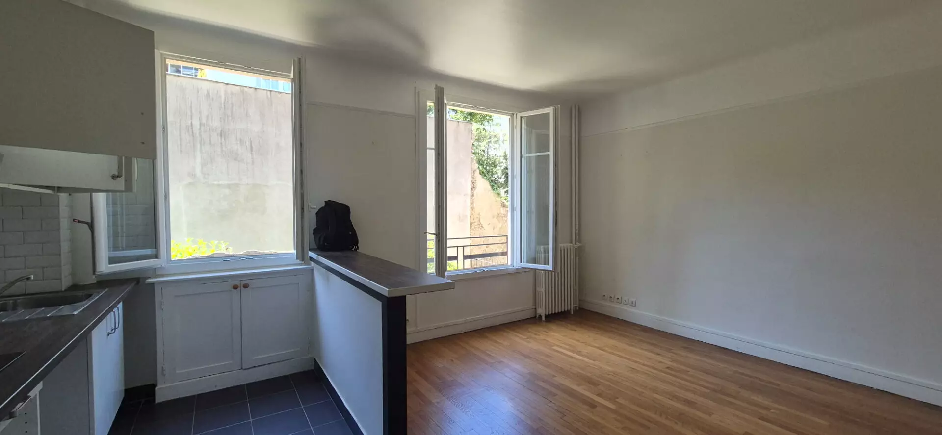 Flat Avenue Daumesnil in Paris