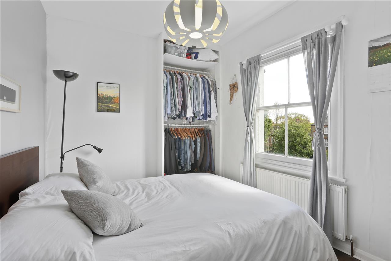 Flat Tufnell Park Road in Greater London