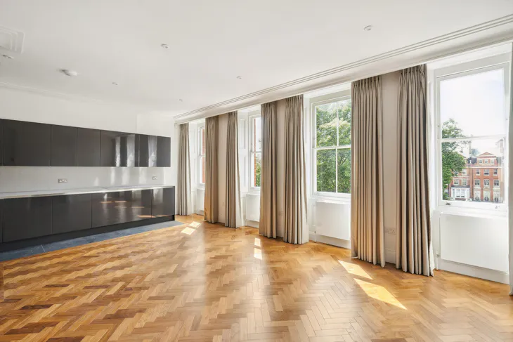 Flat Cadogan Square in Greater London