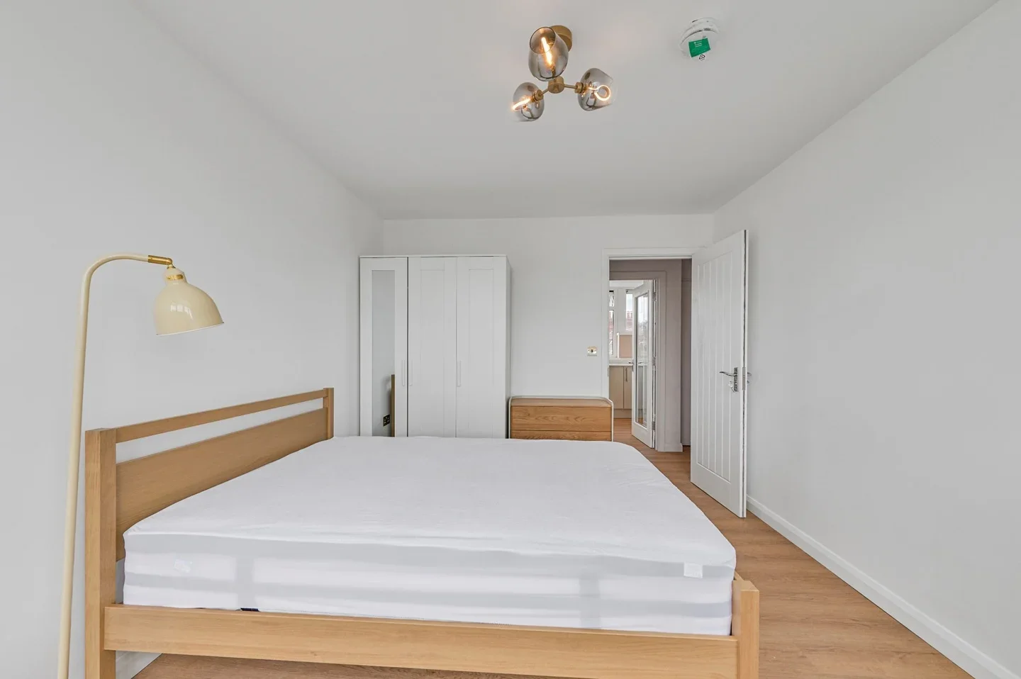 Flat Halsmere Road in Greater London