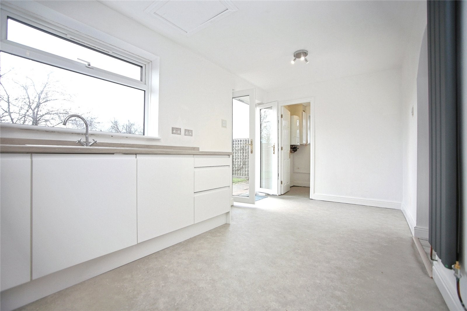 House Ashcot Mews in Cheltenham