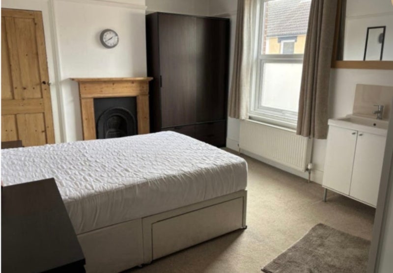 Room Vaughan Street in Ipswich