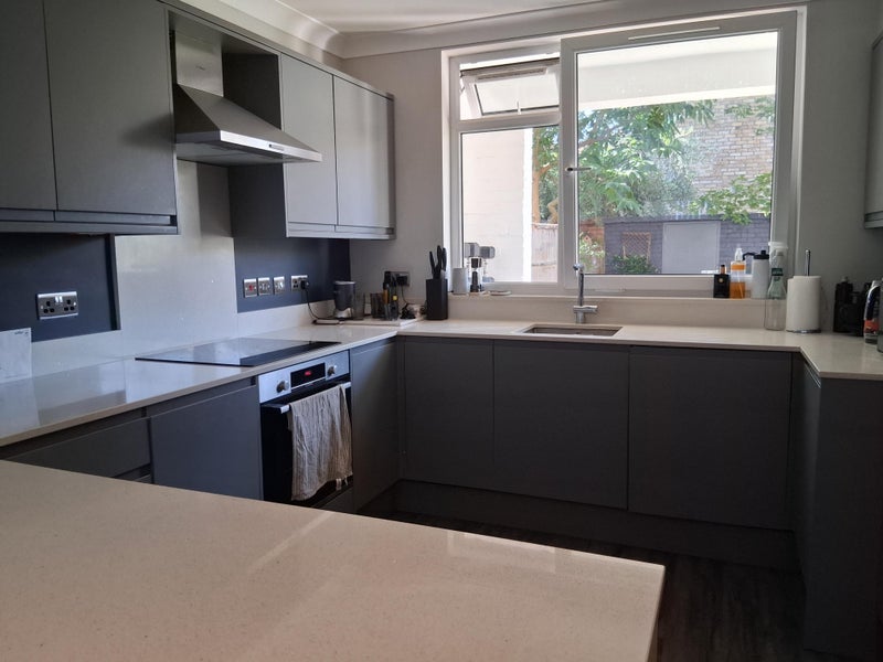 Room Forsyth Gardens in Greater London