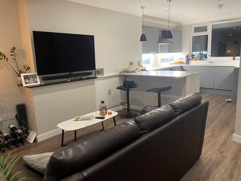 Room Forsyth Gardens in Greater London