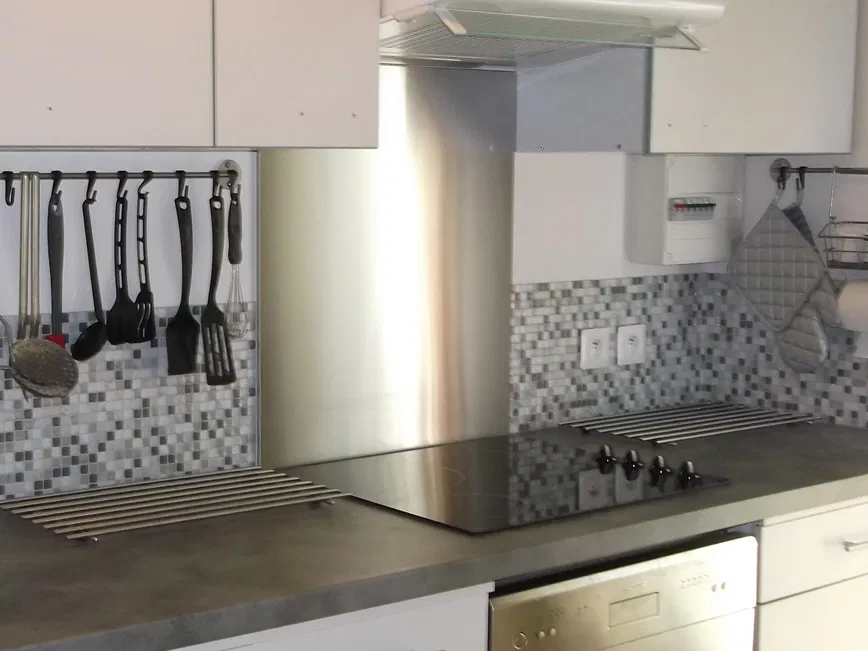 House D 4E9 in Cazilhac
