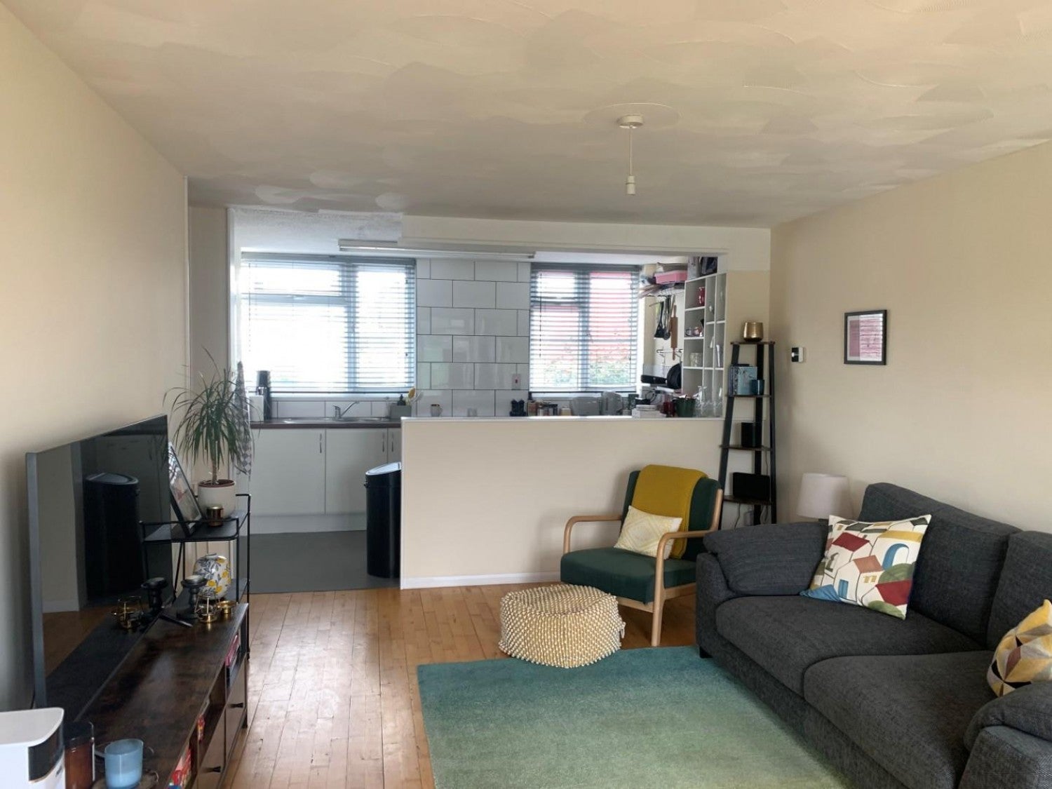 House Weavers Close in Gravesham