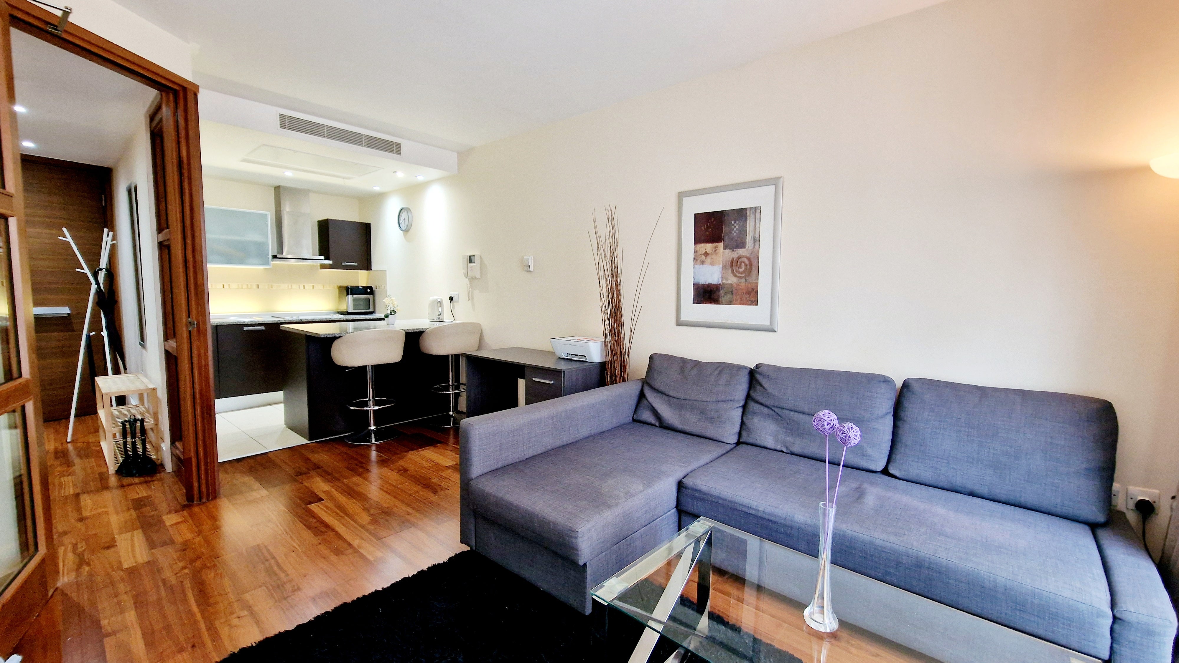 Flat Praed Street in City of Westminster