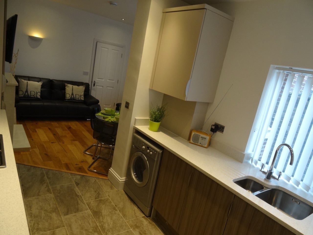 Flat Myrtle Grove in Newcastle upon Tyne