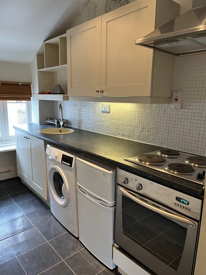 Flat Marjorie Grove in Greater London