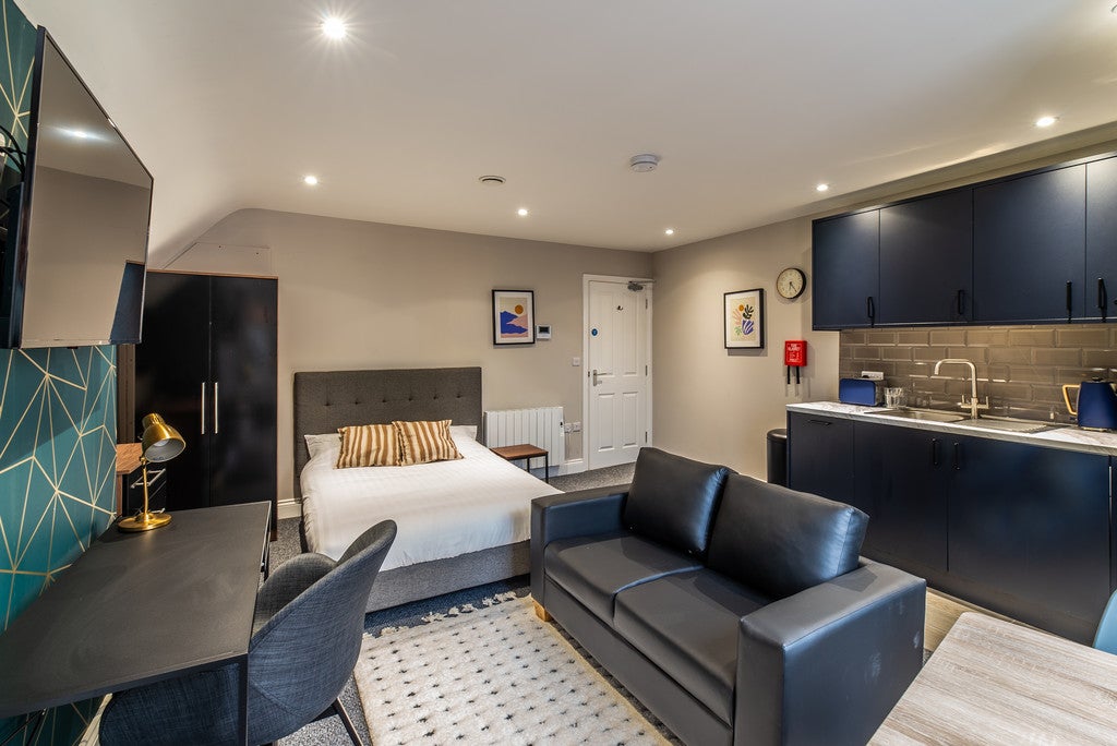 Room Derby Road in Nottingham
