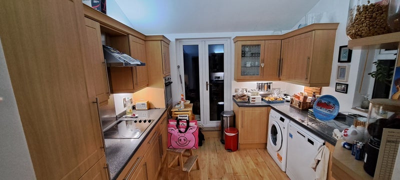Room Gumleigh Road in Greater London