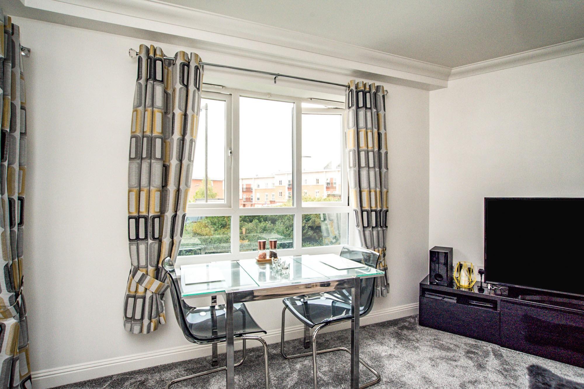 Flat The Gateway in Watford