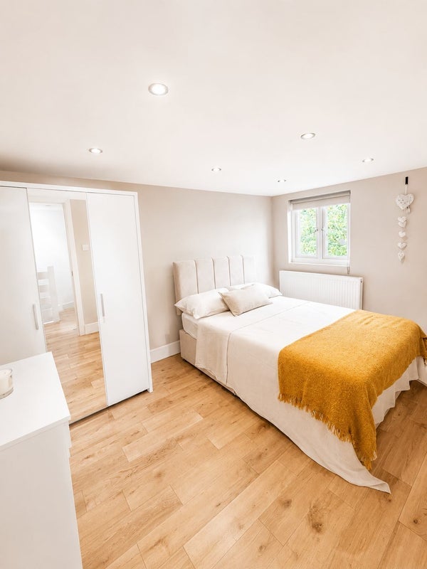 House Turnpike Close in Greater London