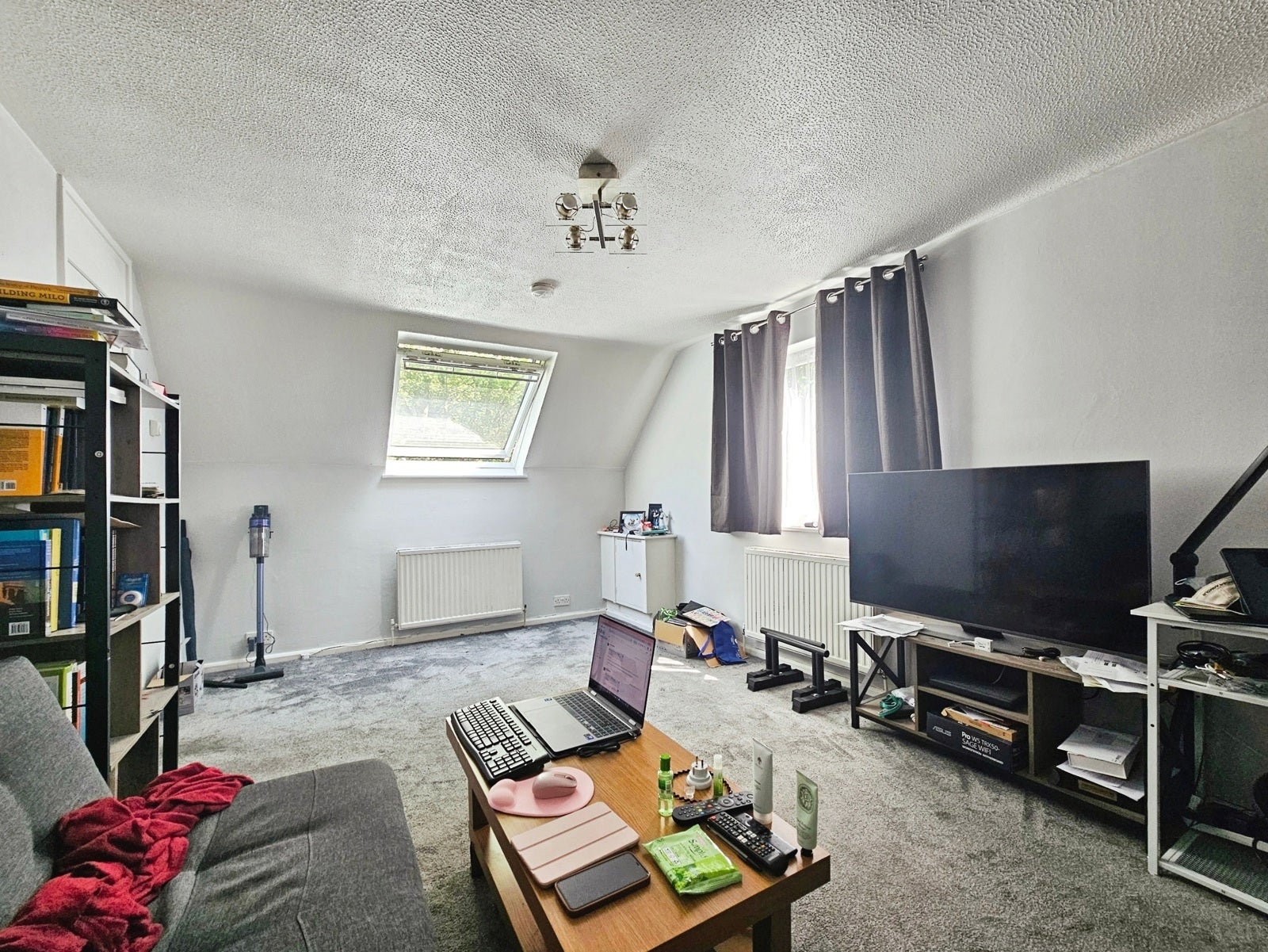 Flat The Oaks in Borough of Spelthorne