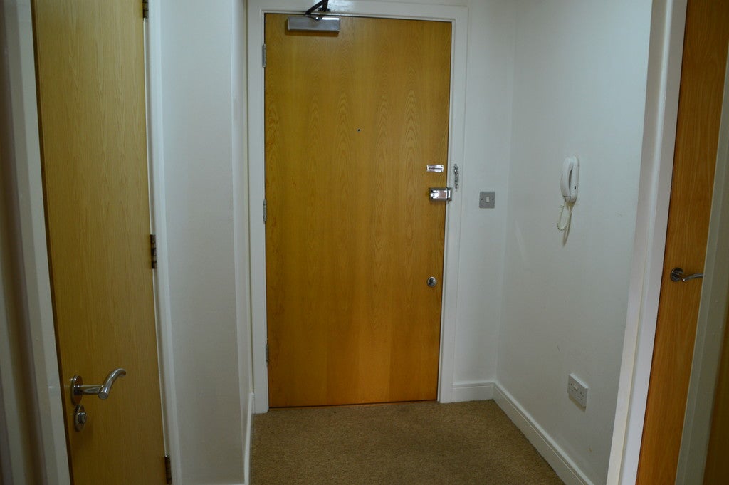 Flat Knightstone Causeway in Weston-Super-Mare