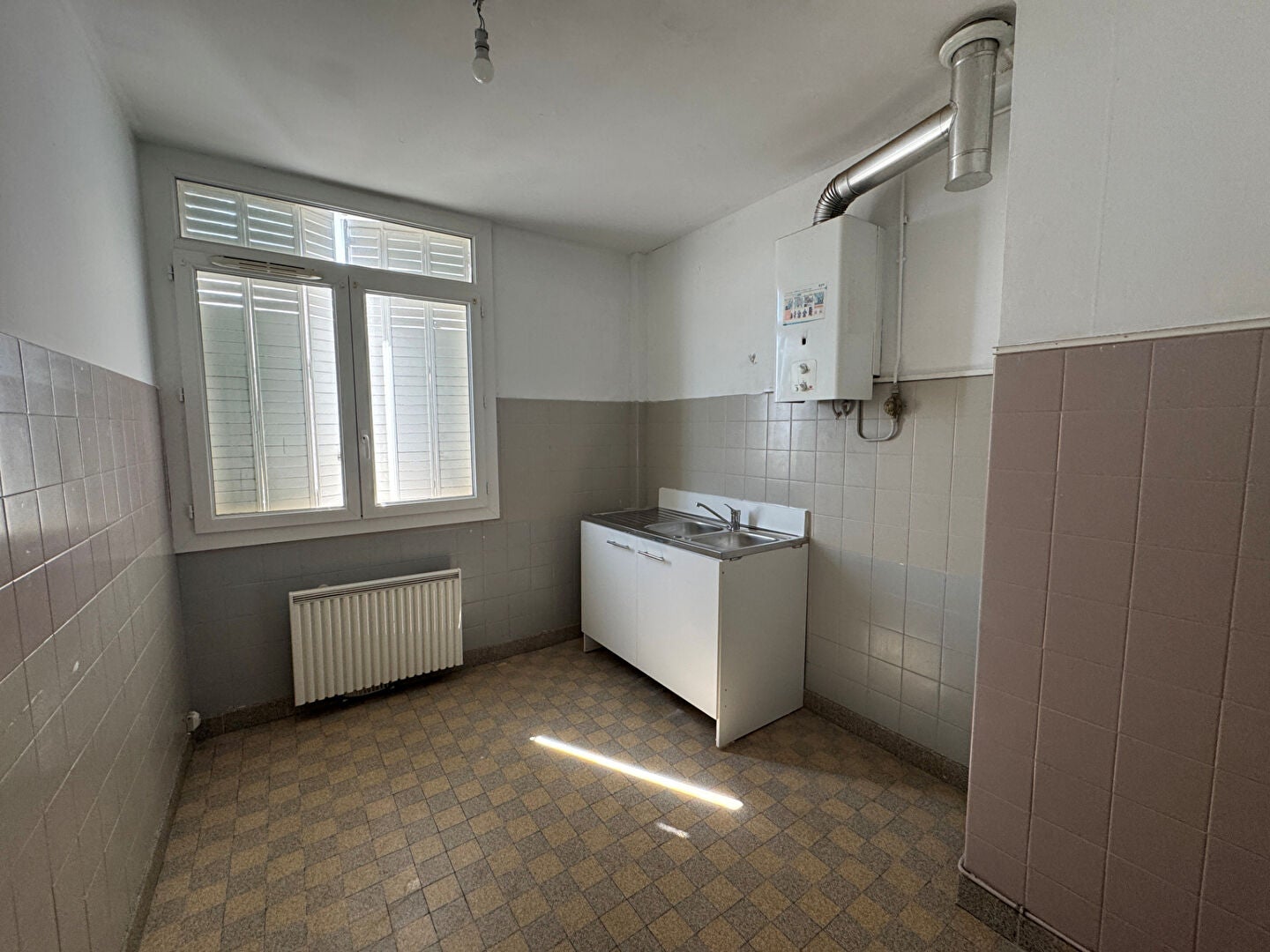 Appartement Allée Serge Loiseau à Nîmes