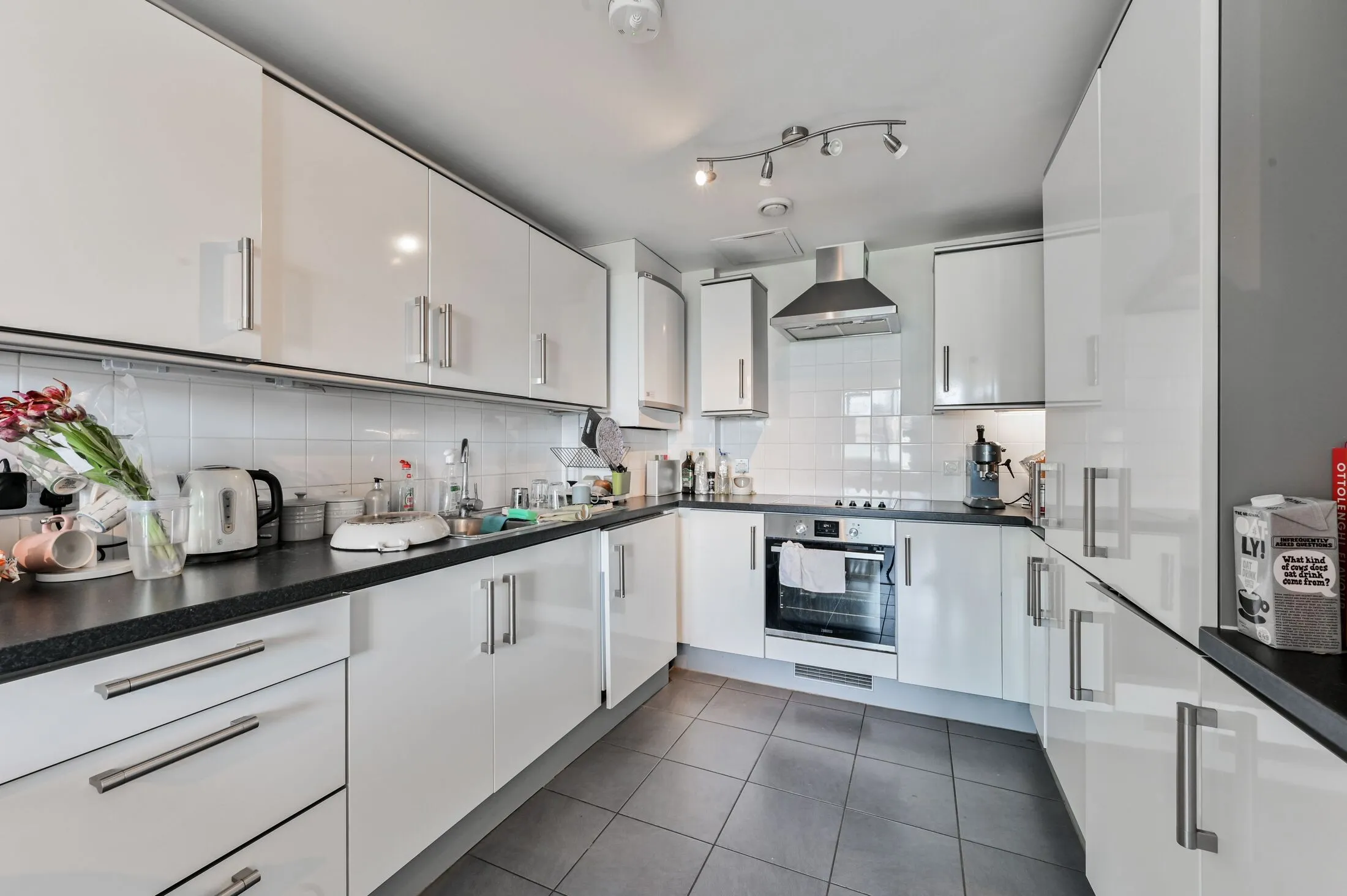 Flat Downham Road in Greater London