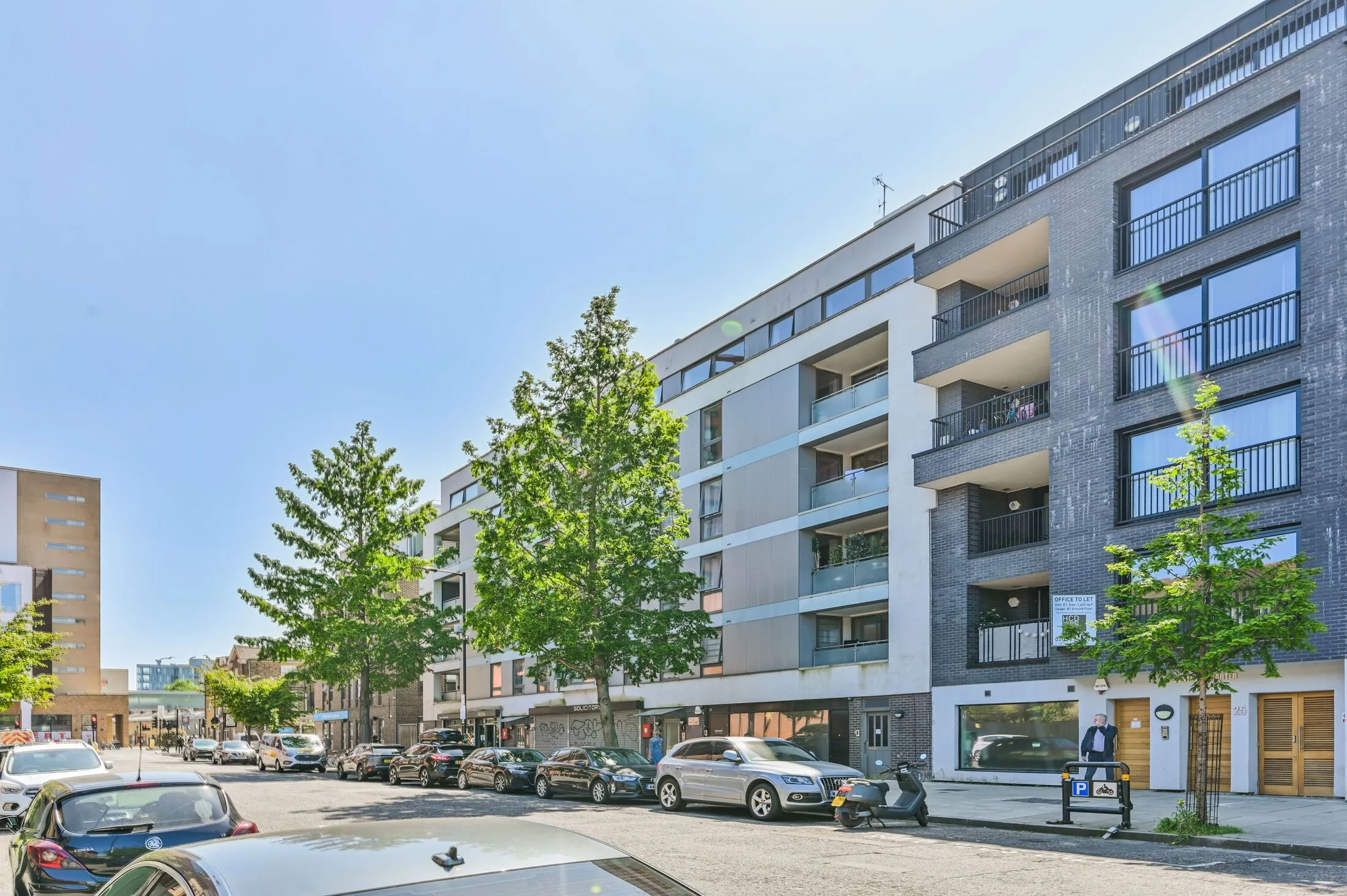 Flat Downham Road in Greater London