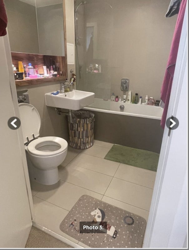 Room Market Road in Greater London