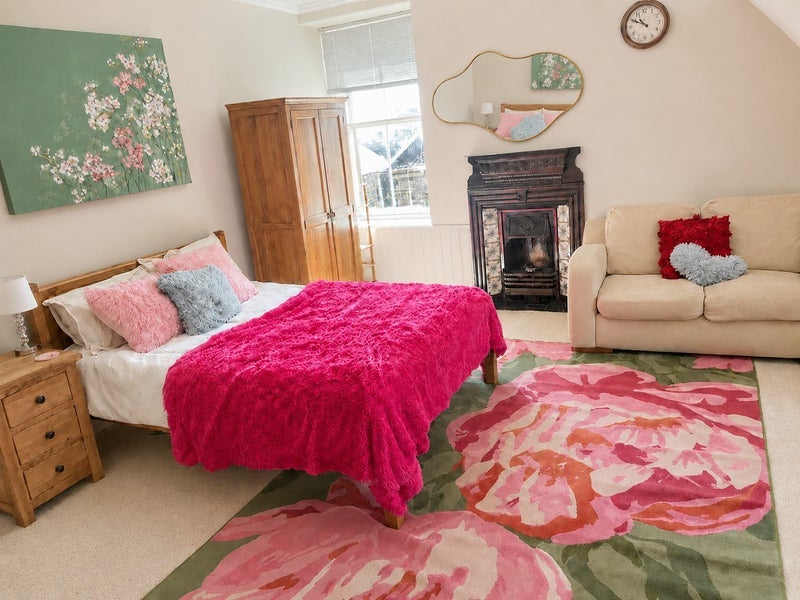 Room Gilmour Road in City of Edinburgh