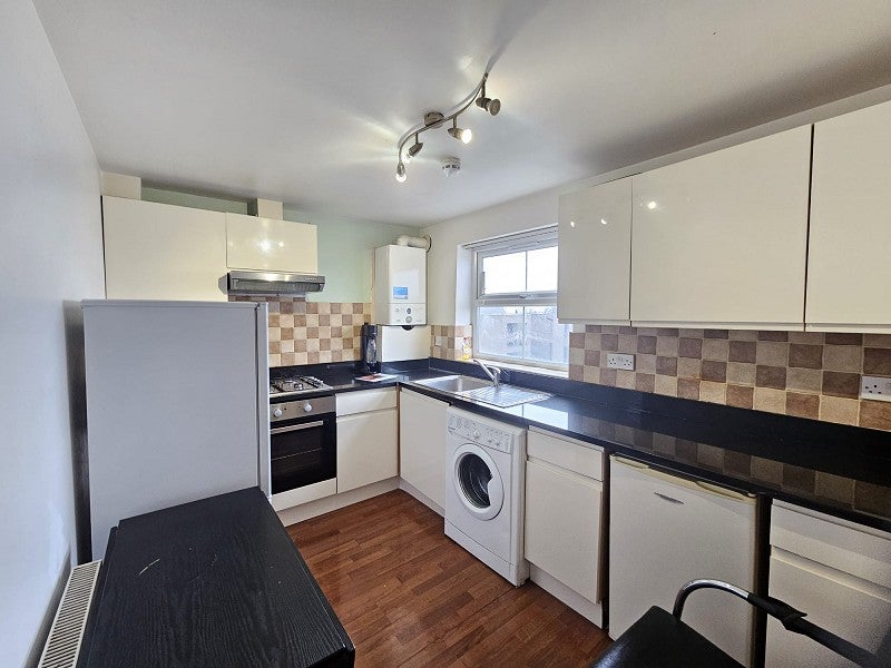 Flat Beulah Road in Greater London