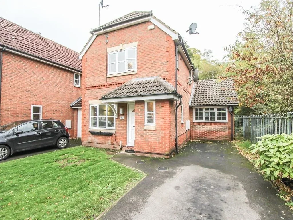 House Leverkusen Road in Bracknell
