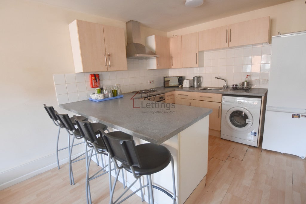 Flat Radford Road in Nottingham