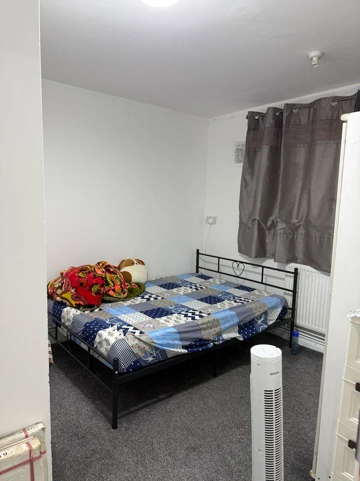 Room Bourne Avenue in Greater London