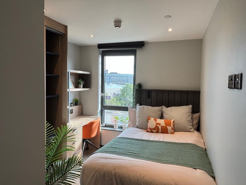Room Portland Square in Bristol