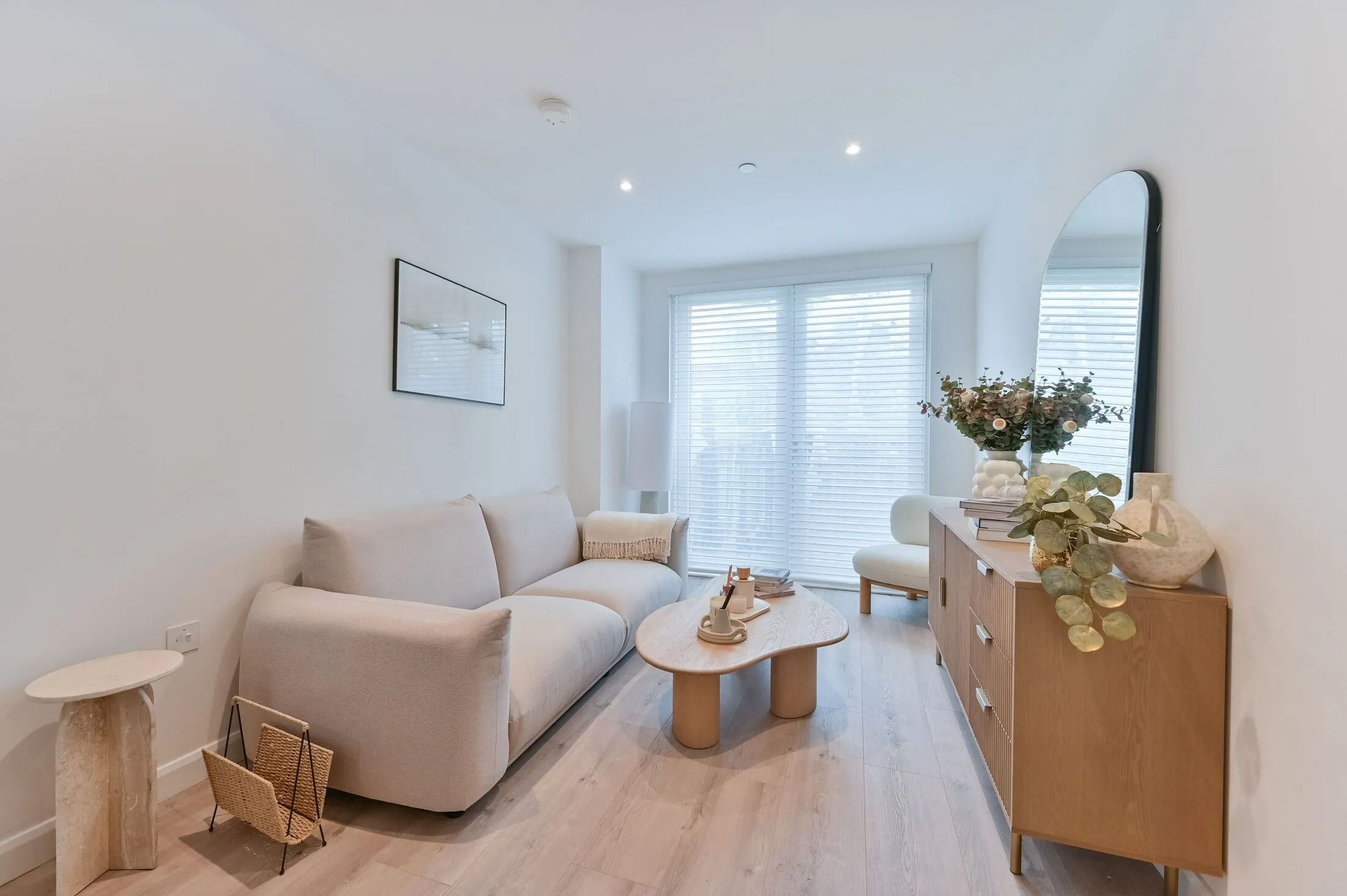 Flat Ravensbury Terrace in Greater London