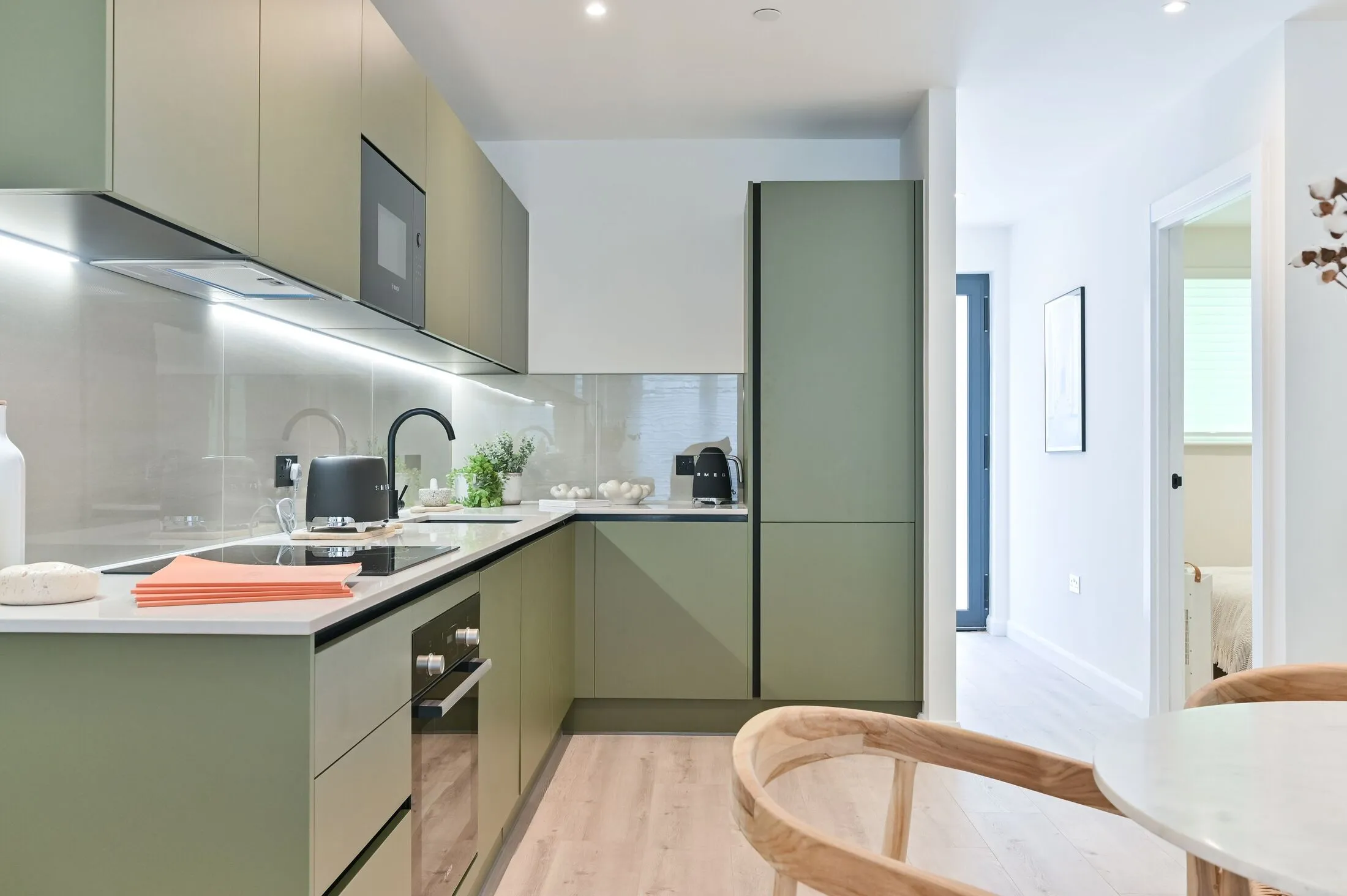 Flat Ravensbury Terrace in Greater London