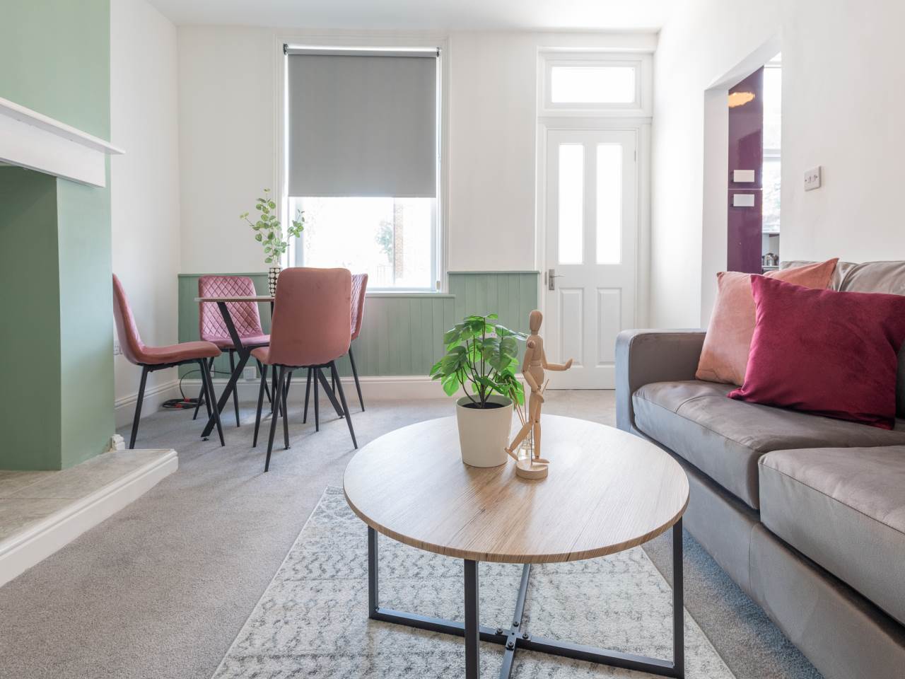 Room Lastingham Road in Leeds