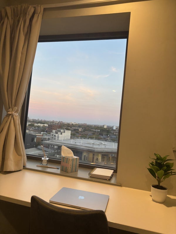 Room Gibbins Road in Greater London